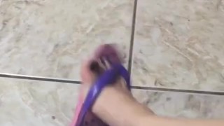 @tici_feet IG tici feet dangling my pink havaianas with sound preview-4sale