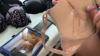 Cum on padded bra（Fix the part of video)