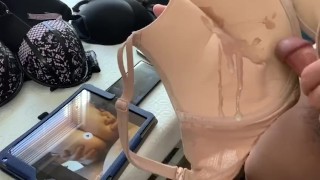 Cum on padded bra（Fix the part of video)
