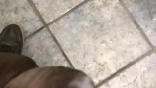 Slow motion nut