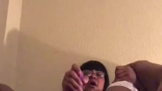 Black sluts fucks her holes 