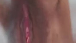 Bhabhi showing गुलाबी चूत