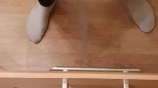 Mirror cumshot