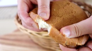 How to make coffee bun coffee bun recipe. 制作美味的咖啡面包