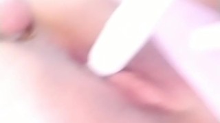 Bare plump pink pussy gets dildo fucked & squirts - like, comment or share if you wanna go inside!!