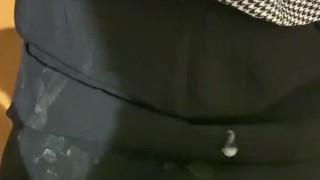 OLの制服に手コキぶっかけ cum stain