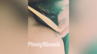 Quarantine and play with my pussy