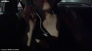 ASMR and JOI in spanish... In an Uber!