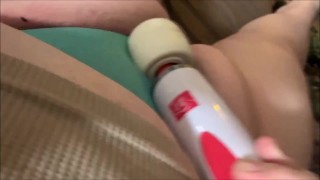 Jinxxx Cums in her Panties