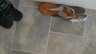 Cum In Flats