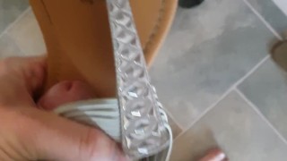 Cum In Flats