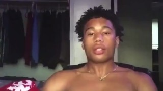 LIGHT SKIN WITH A NICE DICK