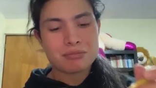 Shemale Banana Blowjob 