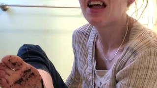 Dirty Feet Redhead Rubs it on her Face!