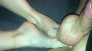 Amateur Footjob #74 Intense Ballbusting With Cum on Veiny Feet 