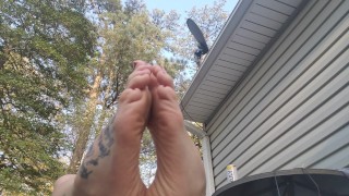 Dirty foot rub for you slaves