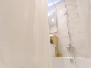 HIDDEN CAMERA IN THE SHOWER - GIRL DOUBLE CUMS