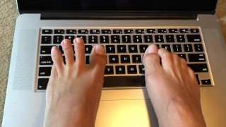 Sexy FEET typing AMSR