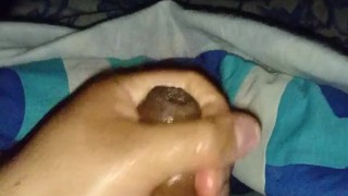 Would you like to see me cum? 