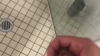 Me fui cortado en la ducha 
