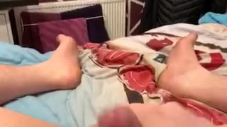 Watch me squirt high in the air