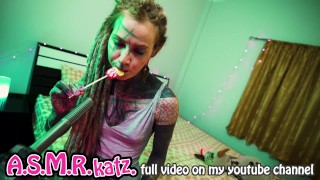 ASMR katz UMSONST Youtube - Kopfhörer an - Lollipop lecken in asmr stil