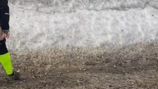 Jogging Pee break 