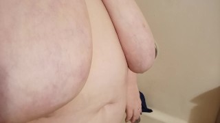 Peeing on my feet before a shower by special request again :)