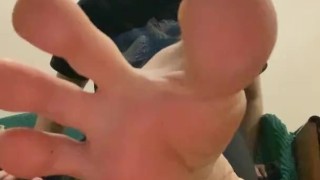 Feet Tease (Russian voice acting)