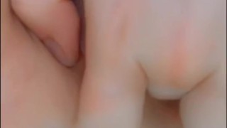 snapchat sexting horny college slut while she masturbates in the bath