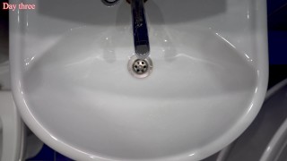 Anomaly In My Bathroom [Sound ON]