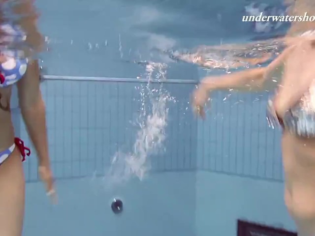 Swimming Pool Teenies Having Lesbian Fun 