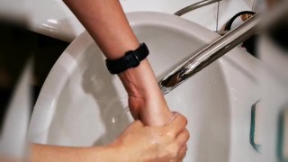 What not to do during coronavirus #SCRUBHUB