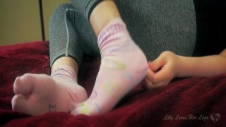 Japanese Girl Plays with Feet in Pink Tabi Socks