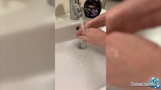I Washing my Hands after Shop #SCRUBHUB