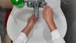 Let me teach you the right way to prevent covid-19, martina`s style..