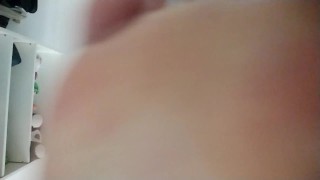 [Preview] Giantess tease a tiny before crush him