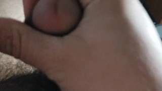SOLO NERD MAN JACKS OFF TO PORN EATS OWN CREAM PIE