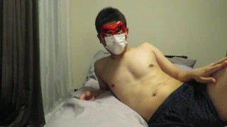 おうちで退屈してる天狗仮面はマスクをしたままシコシコちんぽオナニーからのおまえのお顔にBUKKAKE!! #うちでシコろう