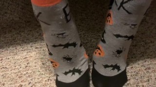 Teen girl socks up close foot fetish 