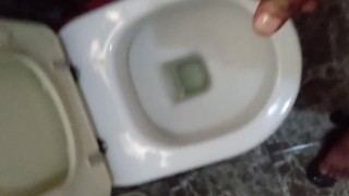 dubai handjob hug cumshot in toilet 