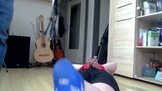 Heiß-lustige SM-Session mit Bondage und Klammern