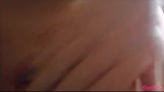 СКВИРТ С БРЫЗГАМИ НА КАМЕРУ