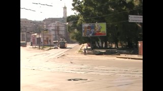 Экстремально обоссала коммунистический памятник