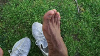 I Know My Feet Turn You On Bro - Views While I Sit On My Cutlass