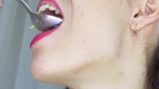 I eat cereals - close up and tasty