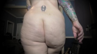 PREVIEW - PAWG Walking In Heels 1