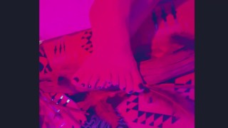 native americanmilf themed feet shots
