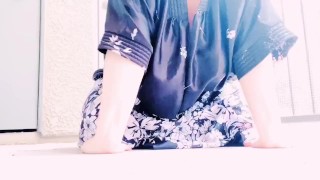 Chubby Big Tit MILF Masturbating Outside 