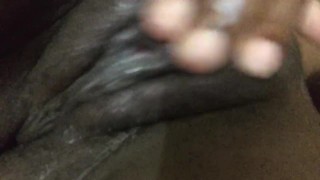 Rubbing my pussy till I cum